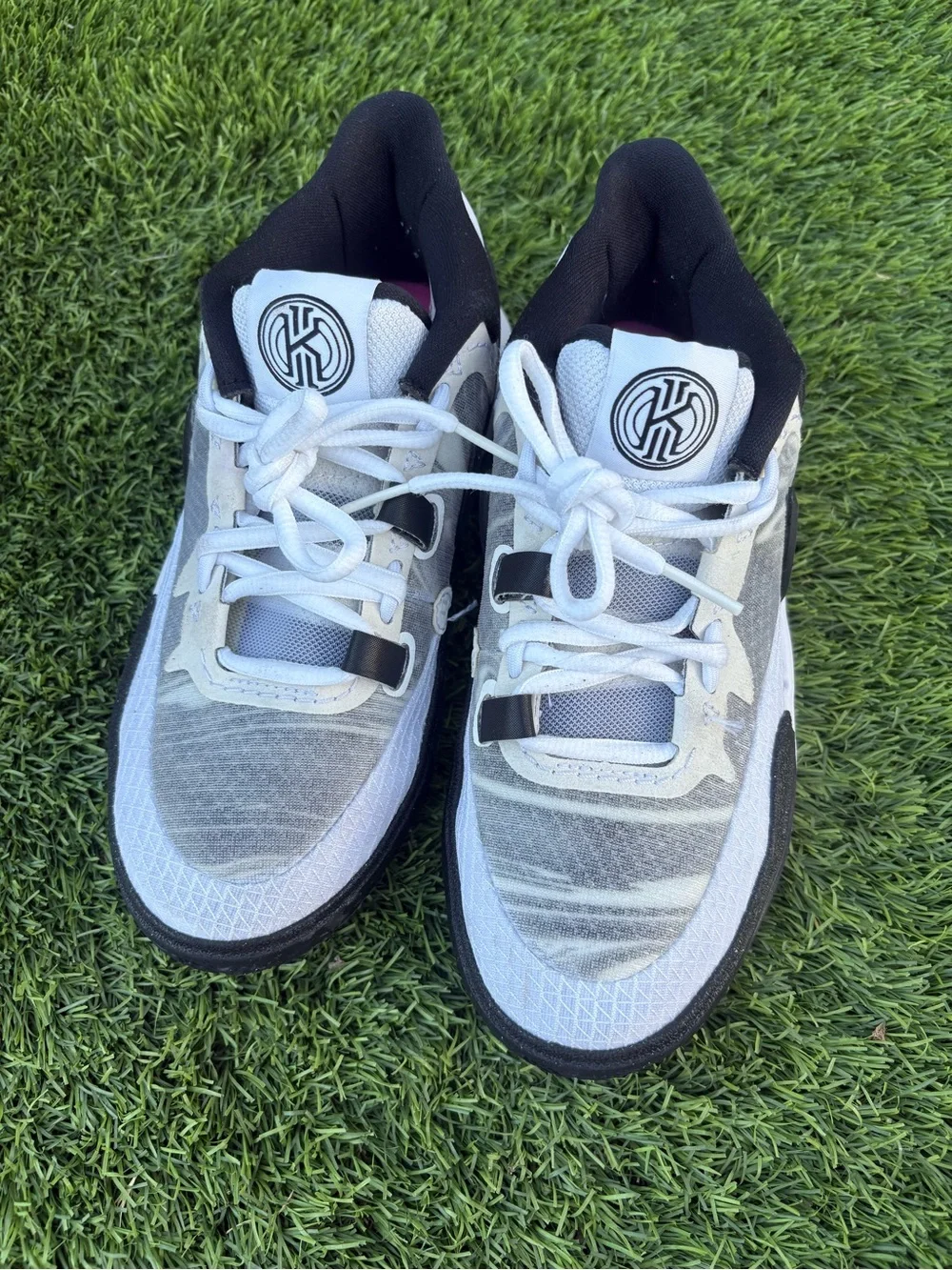 Nike Kids Sneakers White Black Gray with Pink Accent size 3.5y